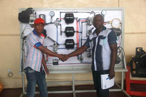 田中定制重汽氣路教學教具 田中定制重汽氣路教學教具