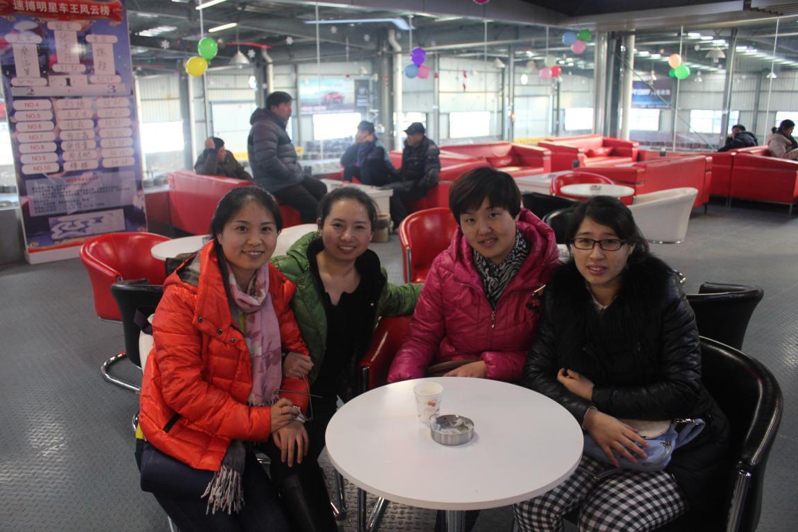 田中工貿(mào) “金牌客服” 田中工貿(mào) “金牌客服”