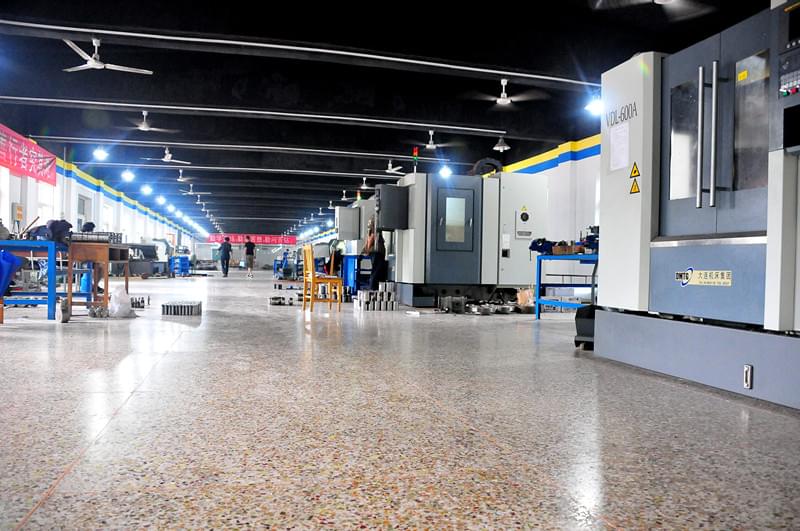 田中工貿(mào)現(xiàn)代化生產(chǎn)車(chē)間.jpg 田中工貿(mào)現(xiàn)代化生產(chǎn)車(chē)間.jpg