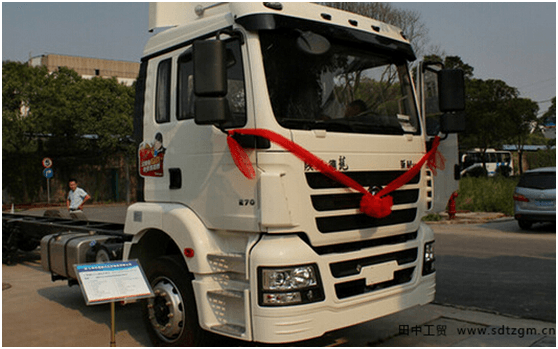 陜汽新M3000 6x2后隨動(dòng)載貨車 陜汽新M3000 6x2后隨動(dòng)載貨車