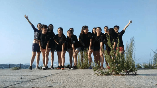 晨跑拍照留念 晨跑拍照留念