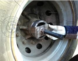 掛車輪轂拆卸工具圖片.jpg 掛車輪轂拆卸工具圖片.jpg