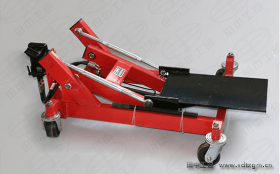 變速箱低位運送器