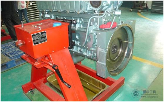 發(fā)動(dòng)機(jī)翻轉(zhuǎn)架 發(fā)動(dòng)機(jī)翻轉(zhuǎn)架