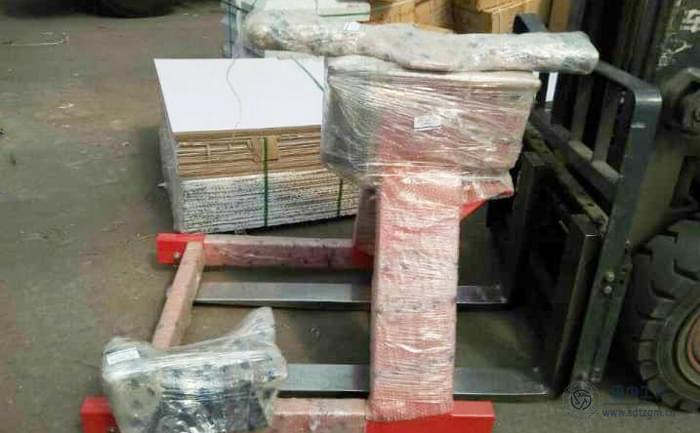 河南發(fā)動(dòng)機(jī)翻轉(zhuǎn)架發(fā)貨圖 河南發(fā)動(dòng)機(jī)翻轉(zhuǎn)架發(fā)貨圖