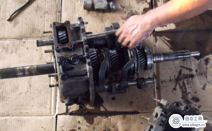 定期保養(yǎng)變速箱 定期保養(yǎng)變速箱