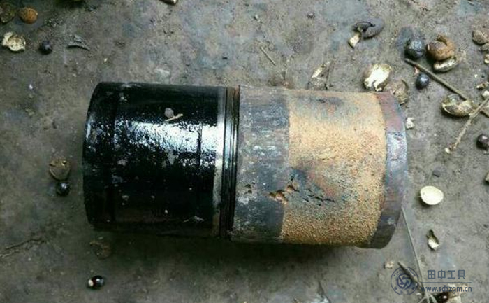 穴蝕的缸套 穴蝕的缸套