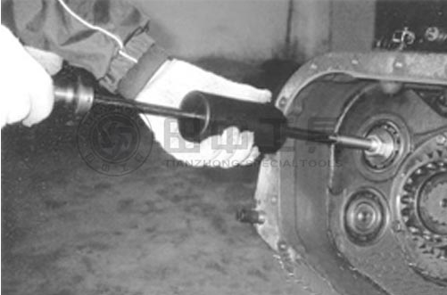 副箱前軸拔出器.png 副箱前軸拔出器.png