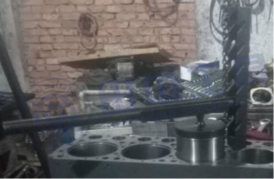 發(fā)動(dòng)機(jī)缸套壓入工具使用圖片 發(fā)動(dòng)機(jī)缸套壓入工具使用圖片