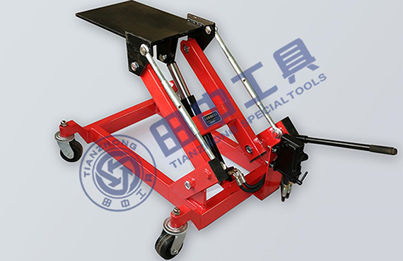 法士特變速箱液壓拖車產(chǎn)品圖 法士特變速箱液壓拖車產(chǎn)品圖