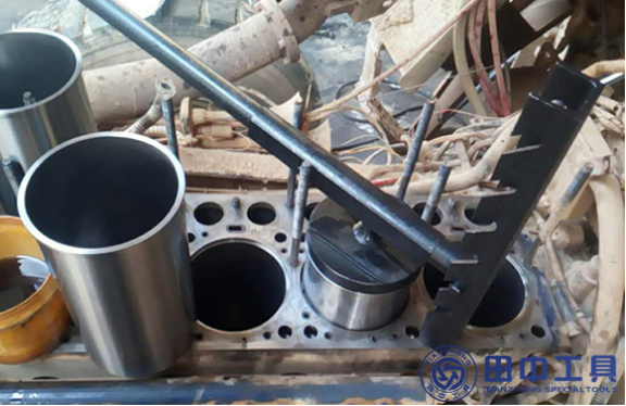 閆師傅反饋田中缸套壓入工具的使用圖片 閆師傅反饋田中缸套壓入工具的使用圖片