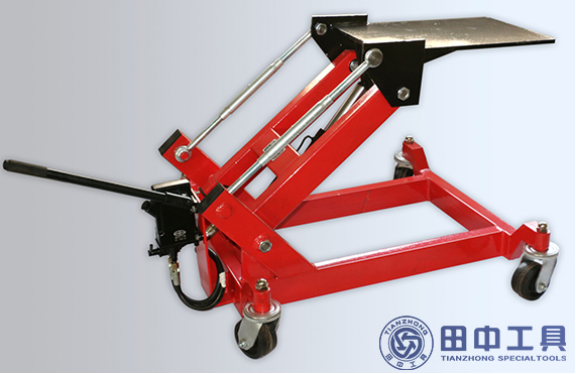 田中變速箱液壓拖車產(chǎn)品實(shí)拍 田中變速箱液壓拖車產(chǎn)品實(shí)拍