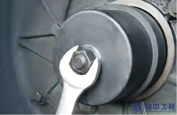 曲軸油封安裝工具使用場景圖片 曲軸油封安裝工具使用場景圖片
