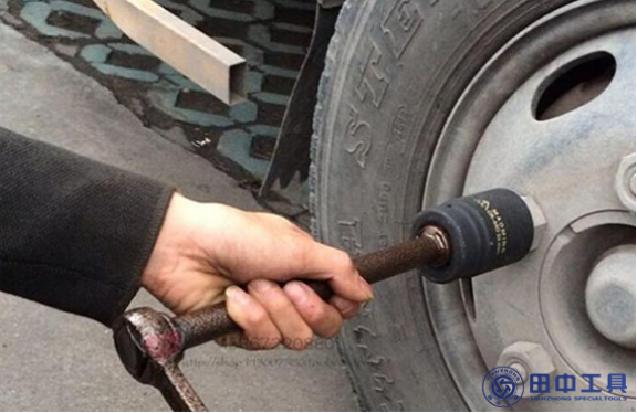 田中輪胎省力扳手使用場(chǎng)景圖片 田中輪胎省力扳手使用場(chǎng)景圖片