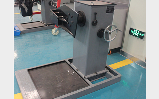 貴州馮師傅反饋田中柴油發(fā)動機翻轉架使用圖片 貴州馮師傅反饋田中柴油發(fā)動機翻轉架使用圖片