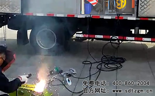 移動(dòng)式上門保養(yǎng)服務(wù)車快修功能 移動(dòng)式上門保養(yǎng)服務(wù)車快修功能