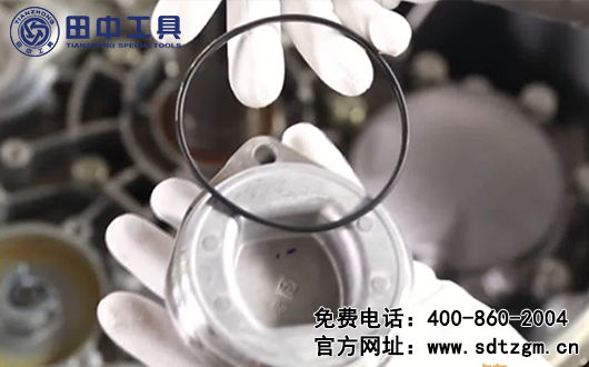 ZF12檔變速箱主箱拆卸 ZF12檔變速箱主箱拆卸