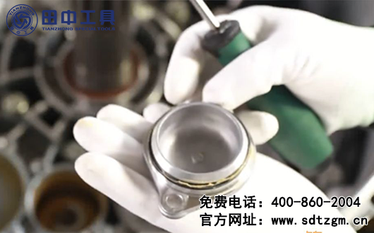 ZF12檔變速箱主箱拆卸 ZF12檔變速箱主箱拆卸