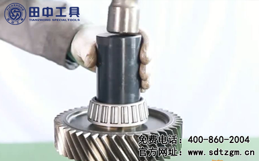 ZF12檔變速箱主箱拆卸 ZF12檔變速箱主箱拆卸