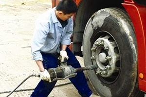 輪胎更換、保輪